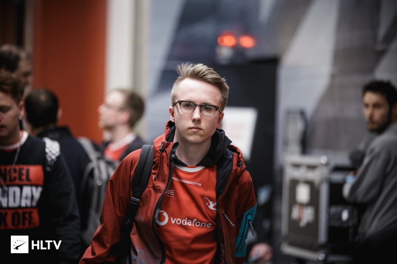 Isurus 在与 Alpha7 Esports 的决战中以压倒性的胜利保住了 CBLOL 2026 的名额;